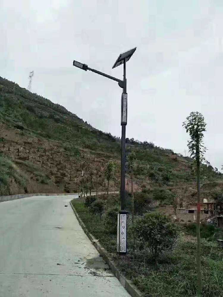 东风区仿古太阳能路灯